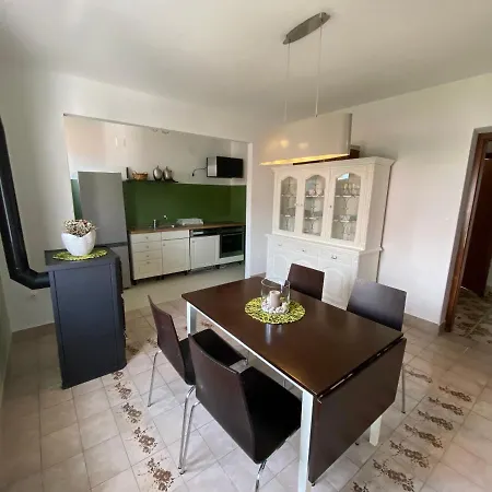 Apartment Ancica *